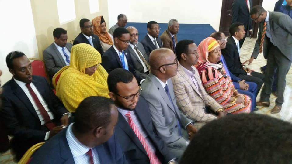 DHEGEYSO-Madaxweyne Farmaajo,*Wasiirada cusub qabiil ma matalaan*.