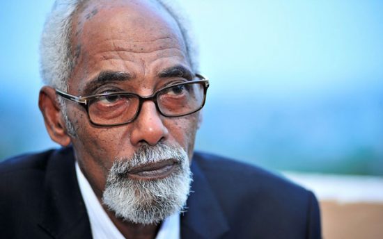 Gudoomiye Jawaari oo Barlamaanka ka hor Akhriyeey Is Casilaadisa (Akhriso)