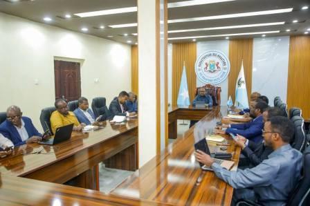 HoggaamiyahaSSC-Khaatumo Fridhiye oo shir guddoomiyey kulankii todobaadlaha ahaa ee golaha wasiirrada