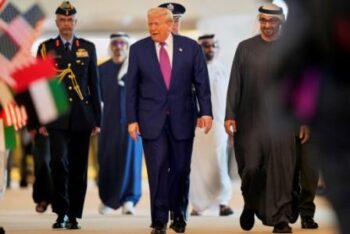 Trump oo si diiran loogu soodhaweeyey Imaaraadka