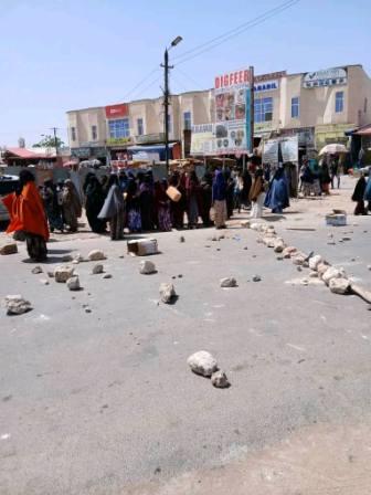 Hooyooyin Bannaanbax Ka Dhigay Gaalkacyo Kadib Markii gobihii Ganacsiga Laga Raray