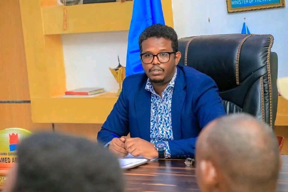 Duqa degmada Gaalkacyo oo wajahaya mooshin kalsooni kala noqosho ah