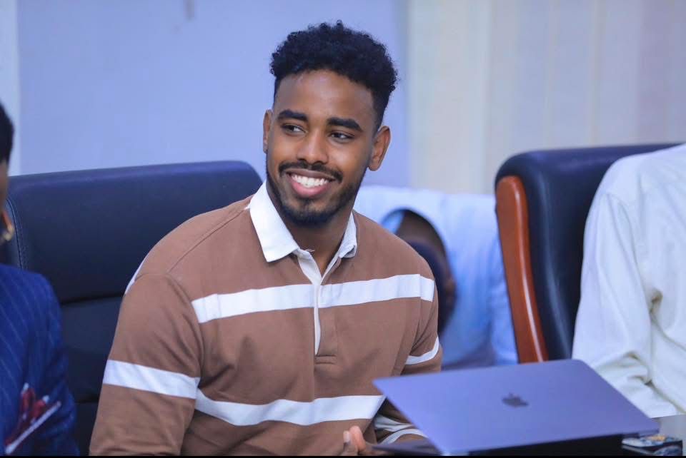 Madaxa  waaxda xafiiska Warbaahinta oo ka qayb galay kulanka Gudoonka howlwadeena Barlamaanka