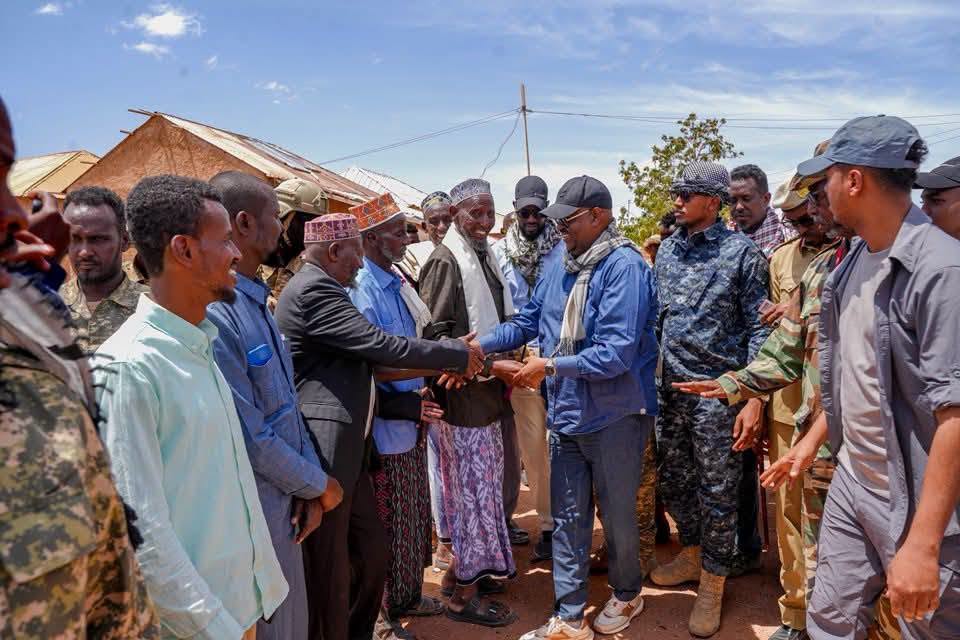 Madaxweyanaha Puntland oo la kala harin soo dhaweyntisi degmada Towfiiq
