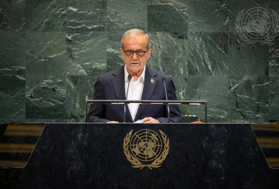 Mareykanka oo diiday inuu fiisooyin siiyo xubno ka tirsan wafdiga Iran ee Tagaya Fadhiga Qaramada Midoobay. Mareykanka oo diiday inuu fiisooyin siiyo xubno ka tirsan wafdiga Iran ee Tagaya Fadhiga Qaramada Midoobay.