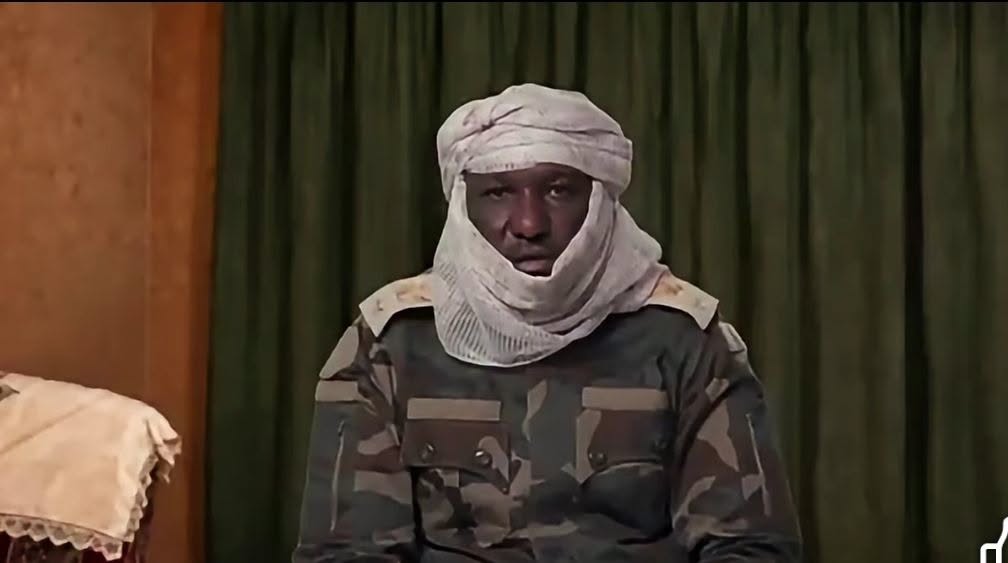 Sarkaal Sare oo wata ciidamo tira badan oo ka goostay RFS ta imaaradka Carabta uu taageero ee Suudaan.